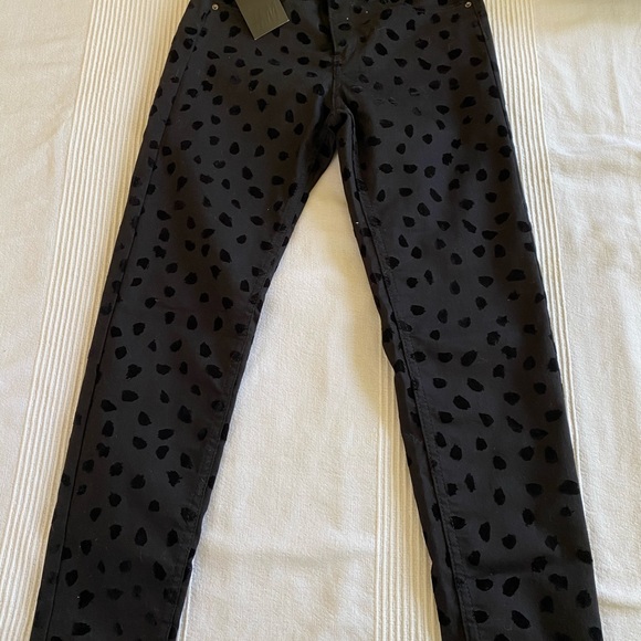 Pants - Picture 3 of 4